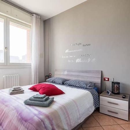 M2Bo Dossetti 27 - Fiera Apartment Болоня Екстериор снимка