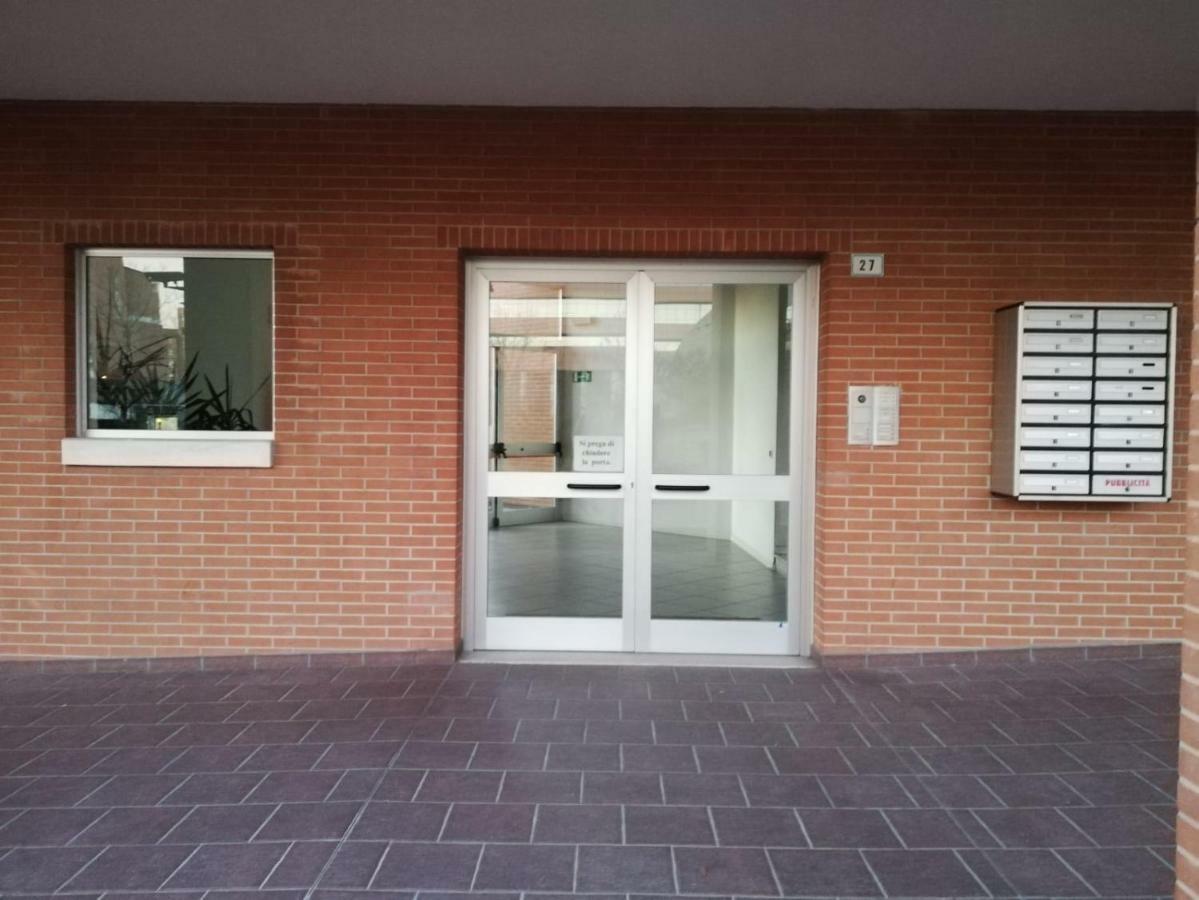 M2Bo Dossetti 27 - Fiera Apartment Болоня Екстериор снимка